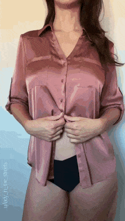 Velvet Vulgar Spits Candy Cream Hard
